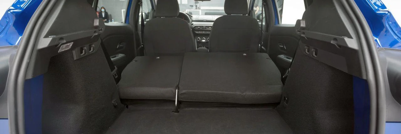 stockage-coffre-dacia-sandero-49