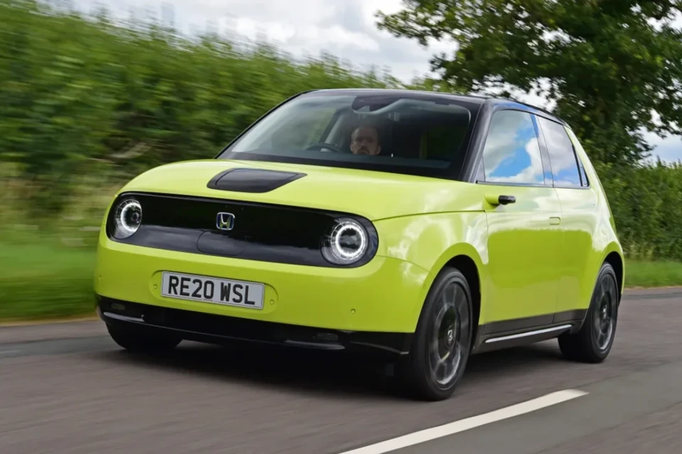 Honda e avant