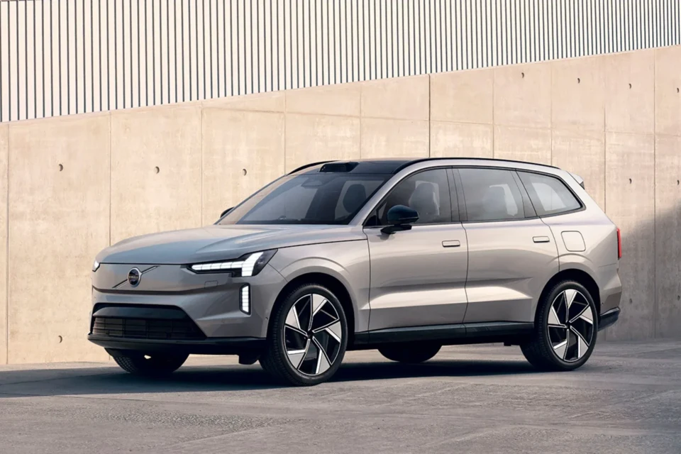 banniere-voiture-electrique-7-places-volvo-ex90